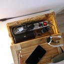 Boite de recharges USB et enceinte intégrée