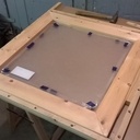 Je n'avais pas de serre joint assez grand, je me suis donc fait un cadre de serrage