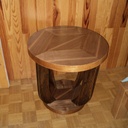 Réfection placage d'un guéridon en noyer