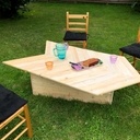 Table en forme de flèche