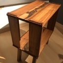 Table de chevet queues droites