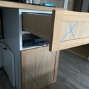 Bureau pied cintré