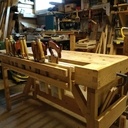 Étagère pour outils à main