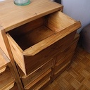 Colonnes de caisses de vin. Upcycling!