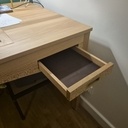 Bureau en Platane ave cuir et intégration d'un lampe