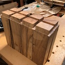 Deux tables basses en chêne massif