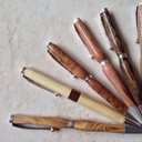 Une poignée de stylos