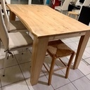 Table en châtaignier