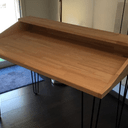 Petit bureau pieds aiguille