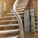 Escalier avec main-courante débillardée