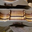 Boite à bijoux en forme de violon.