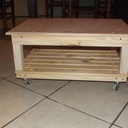 Petite tablette à roulettes