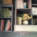 Bibliothèque suspendue et ses satellites