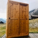 Armoire style vieillot, mais pas trop...