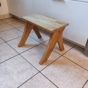 Marche pied au regard d'éléphant