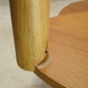 Une paire de tables basses