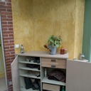 Meuble de rangement en véranda sur des murs d'angle divers