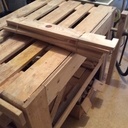Des treteaux en bois de palette