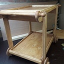 Petite desserte pour le café