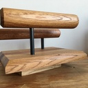 Un Présentoir à Bracelets