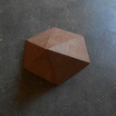 Essai de pyramide hexagonale désaxée, obtenue par le calcul