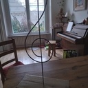 Clef de sol socle chêne et métal