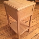 Table de nuit: Exercice de travail à la main