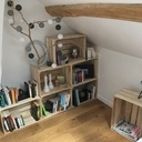 Caisse en bois pour chevet et bibliothèque