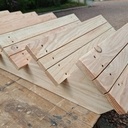 Fabrication d'un escalier en bois pour piscine hors sol