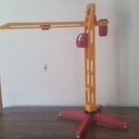 Grue et camion de chantier