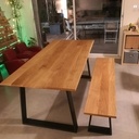 Table et banc en chêne massif et piètement fer "trapèze"