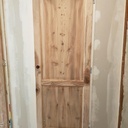 Série de portes en cèdre