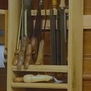 Un support pour les scies à main