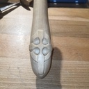 Une croix celtique et un couteau