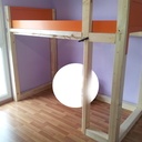 Une cabane sous le lit