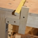 Butée d'établi pour sciage