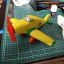 Avion en bois de cerisier