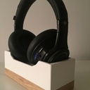 Support de casque Bluetooth avec station de charge intégrée