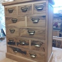 Un meuble d'apothicaire en Noyer - Apothecary Chest