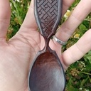 Cuillère en pommier sur le design de "Lee John Phillips"