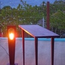 Console Amarante et sa lampe rétro