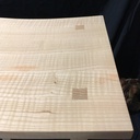 Un Tabouret en Frêne