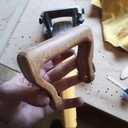 Poignée cassée, poignée recrée.