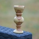 Coquetier de l'oiseau qui quitte le nid