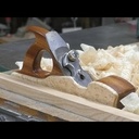 Young Je fabrique ses rabots à bois