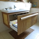 Petit meuble de salle de bains