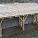 Abri bois fabriqué entièrement à la main