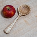 Cuillère en bois pourri