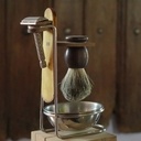 Support pour nécessaire de rasage (recyclage inside)