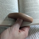 Une bague de lecture en pommier